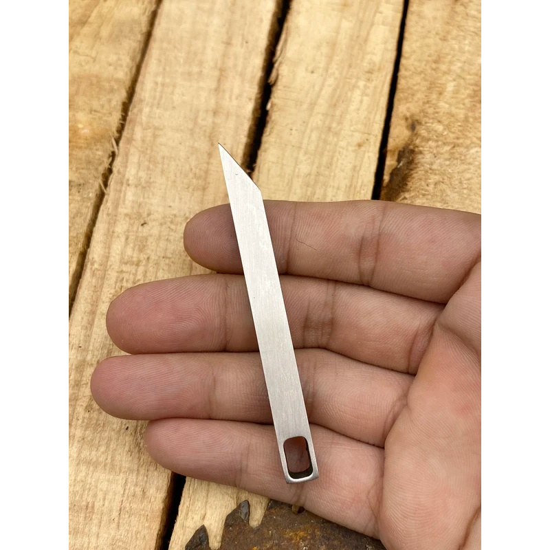 小型頑丈ステンレス鋼製プライバー、EDCキーホルダーマルチツ - Edc Every Day Carry おもちゃ のレビューと価格